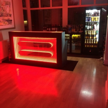 Red Bar